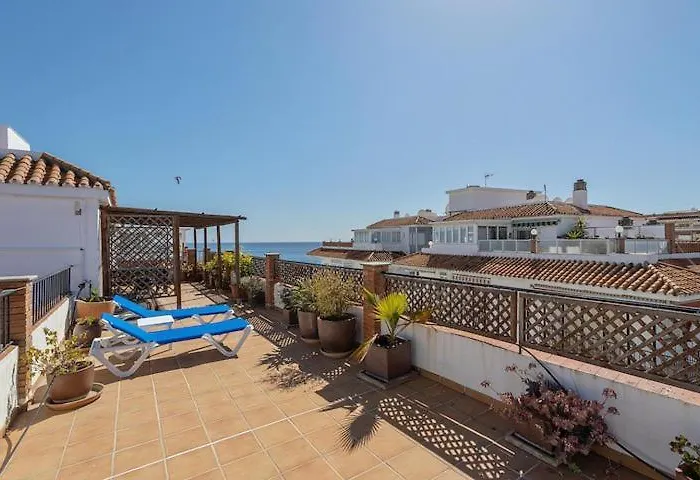 Apartmán 1 Bedroom Penthouse With Pool Access, Centre *