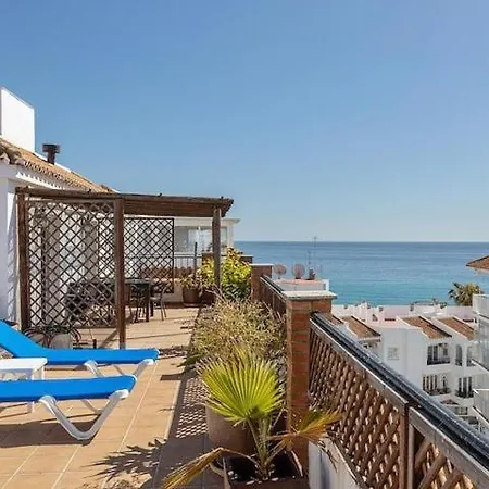 1 Bedroom Penthouse With Pool Access, Centre Appartement *