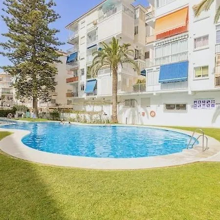 Appartement 1 Bedroom Penthouse With Pool Access, Centre Nerja